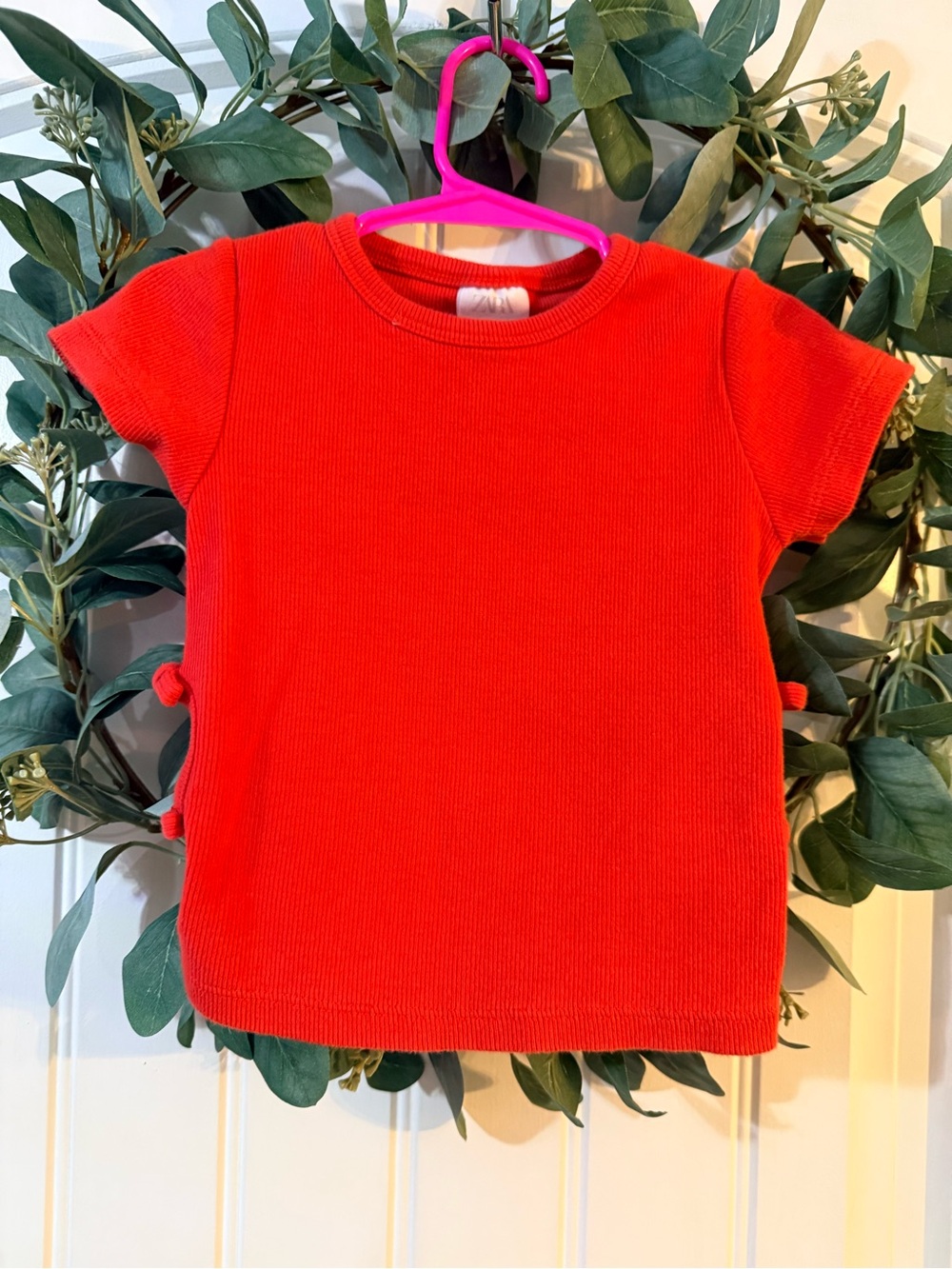 💫10/$25 • Zara Ribbed Cut Out Detail Cotton Short Sleeve Top